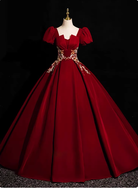 Princess Light Champagne Short-Sleeve Floral Embroidered Ball Gown Prom Dress