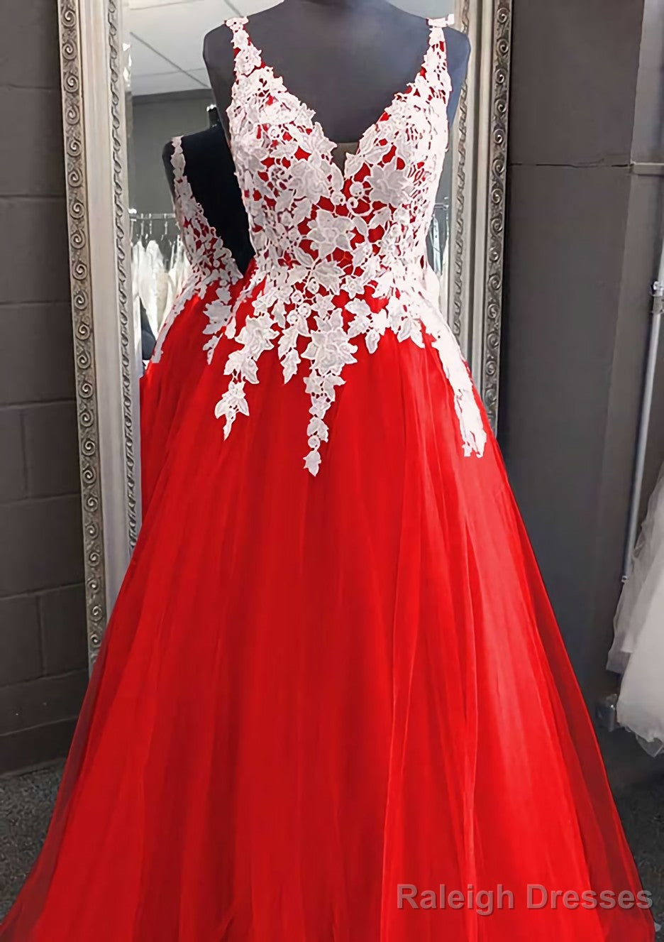 Princess V Neck Long Dress Floor Length Tulle Prom Dress With Appliqued Lace