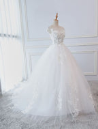 Princess Wedding Dresses Ball Gowns Lace Flowers Applique Sleeveless Bridal Gowns With Train