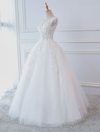 Princess Wedding Dress Ball Gown Lace V Neck Sleeveless Floor Length Bridal Gown