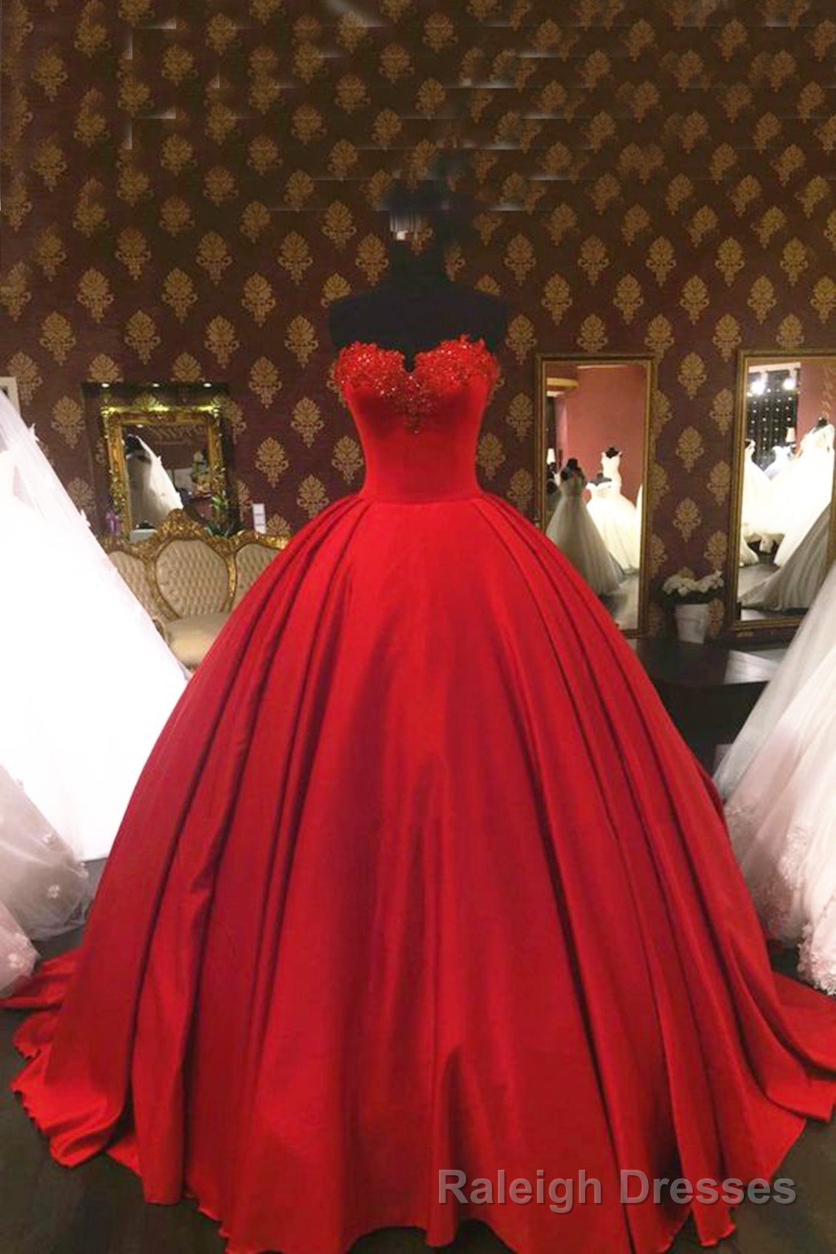 Sweetheart Wine Red Lace Appliques Red Princess Prom Dresses Secondary image