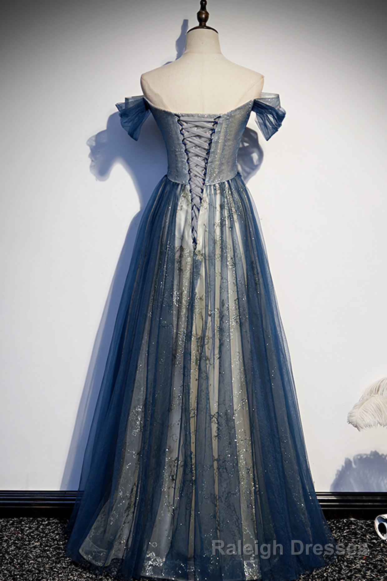 tulle long off shoulder Evening Dresses Secondary image