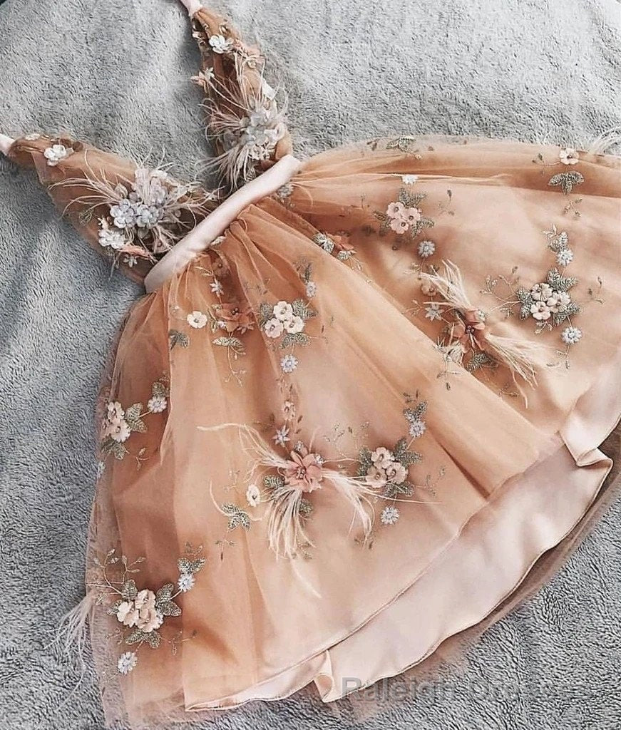 V Neck Appliques Short Prom Dress, Sweet 16 Graduation Evening Dress Main image