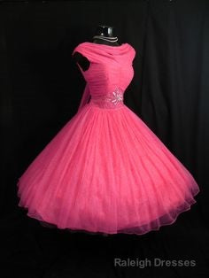 Pink Wedding Dresses, Knee Length Wedding Gown Tulle Wedding Gowns Ball Gown Bridal Dress, Vintage Prom Dresses, Formal Weddings Gowns Secondary image