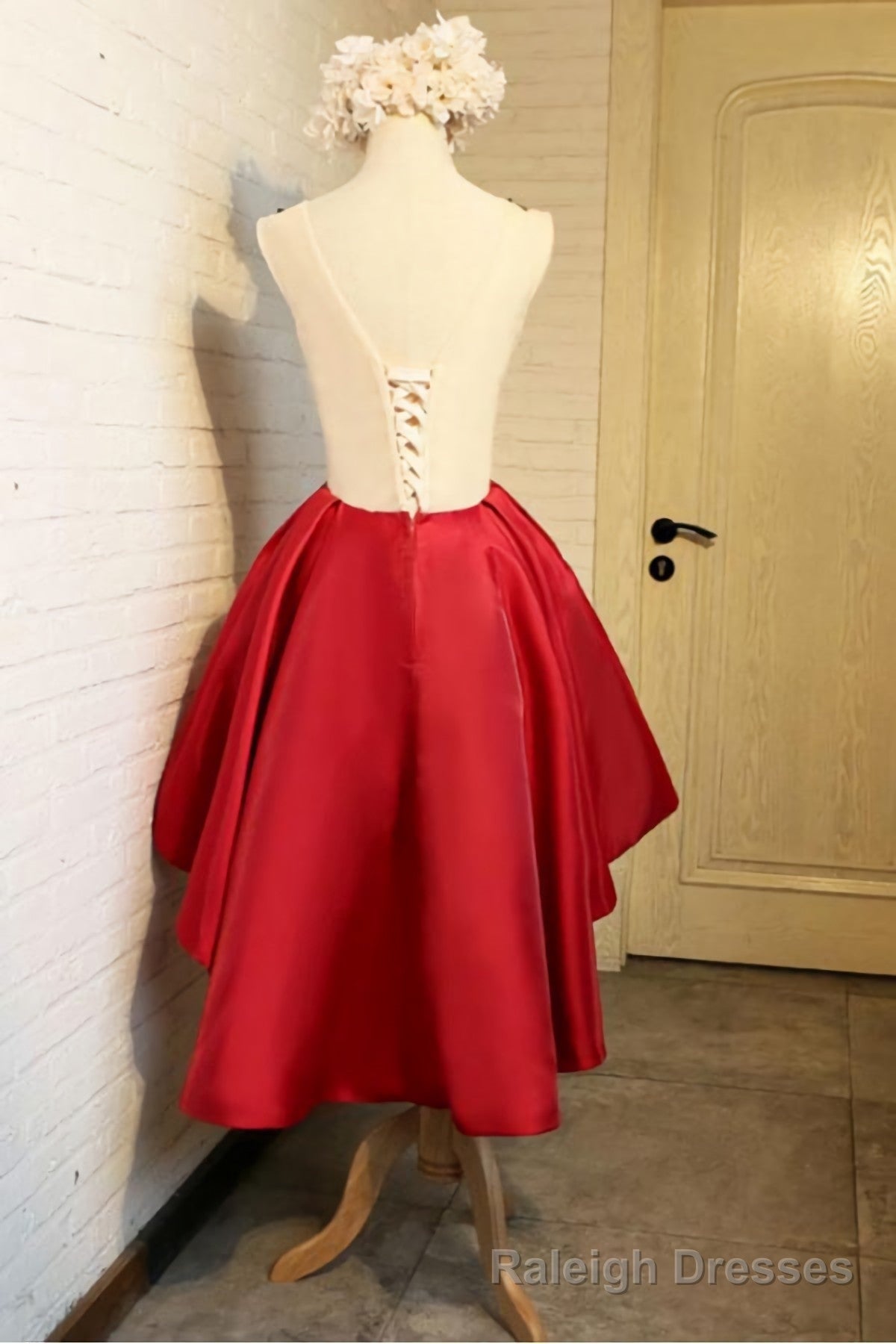 A Line Red Appliques Lace High Low Lace Up Satin Scoop Homecoming Dresses Secondary image