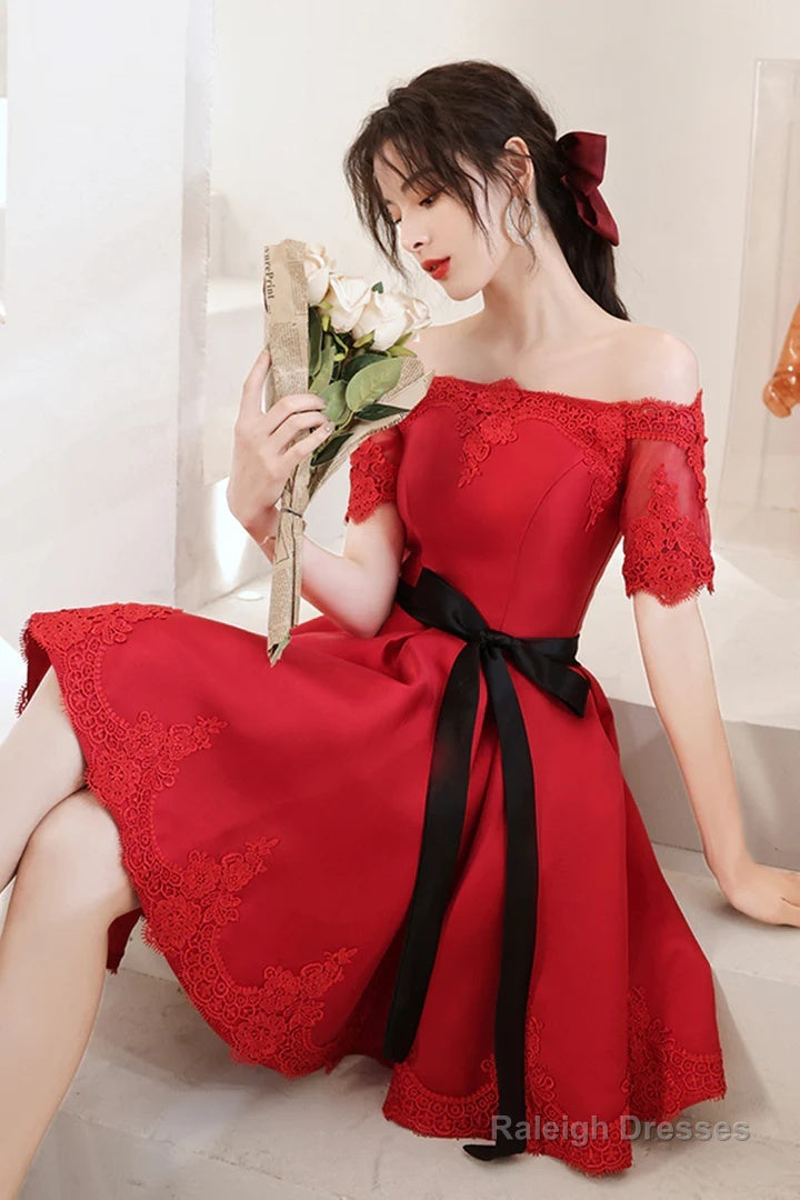 Red Satin Knee Length With Lace Party Dress, Red Short Homecoming Dress Secondary image