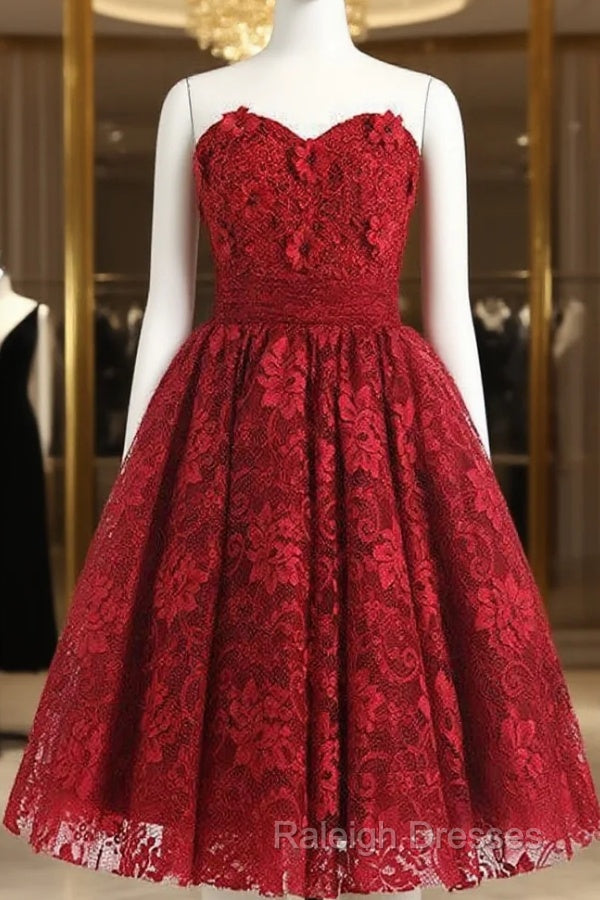 Red Sweetheart Knee Length Homecoming Dress Lace Cocktail Dress