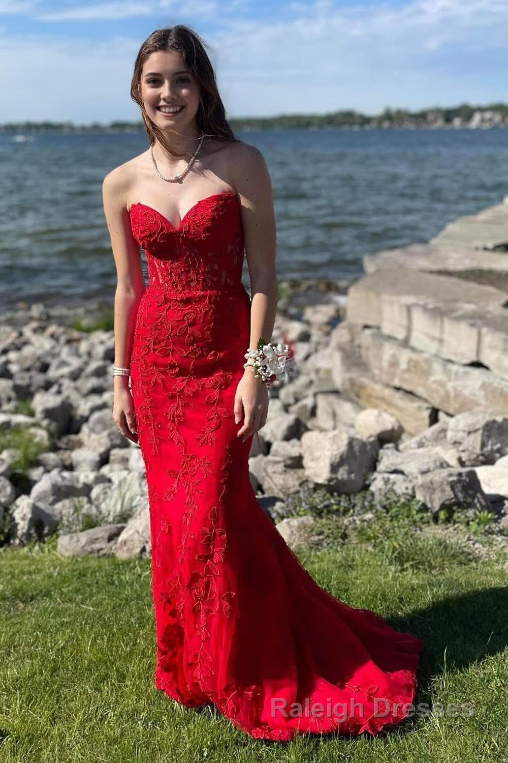 Red Sweetheart Lace-Up Long Mermaid Prom Dress with Appliques