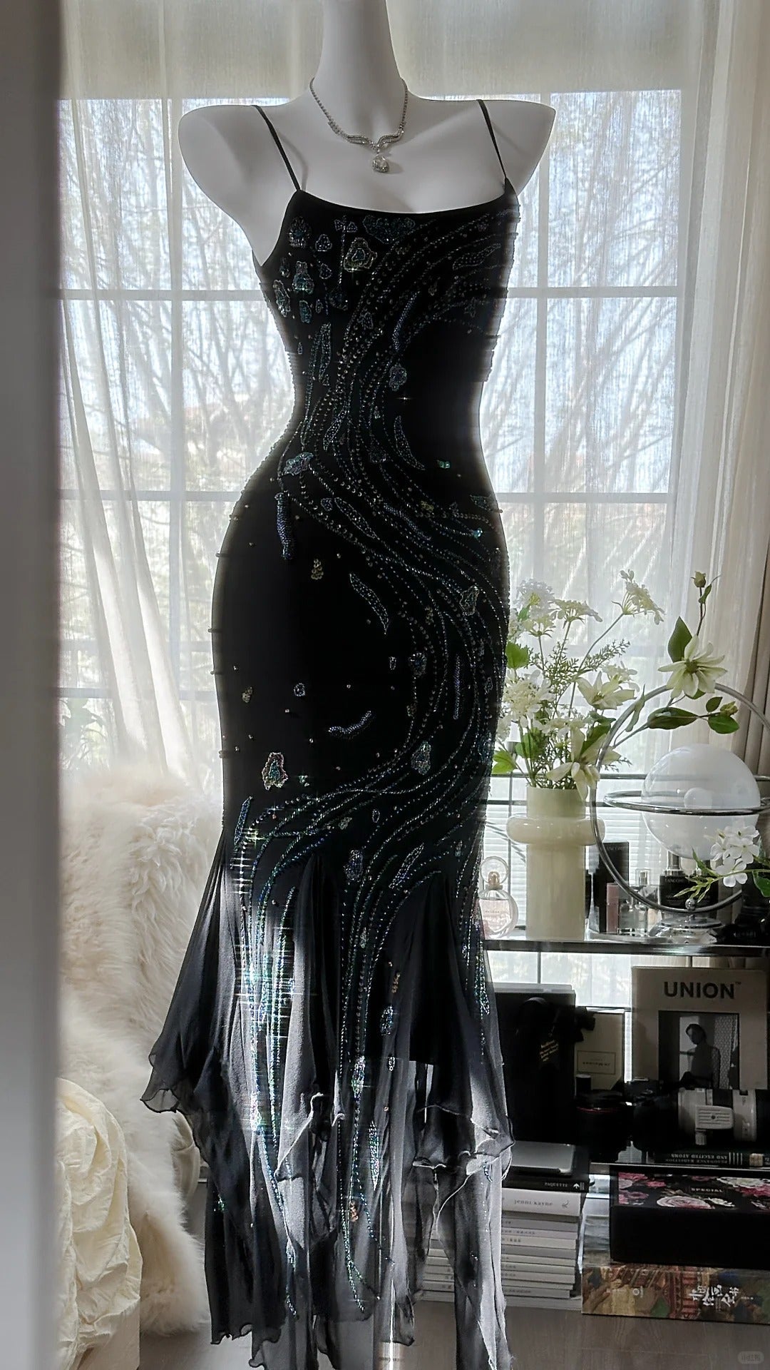 Retro Beautiful Shoulder Strap Beaded Chiffon Irregular Skirt Formal Prom Dress