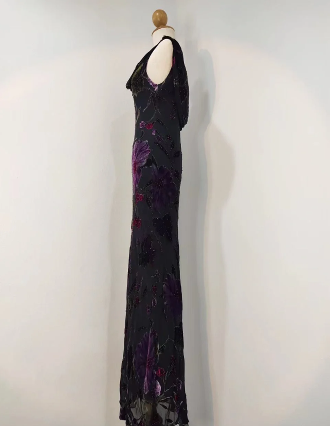 Retro Black Mermaid Neckline Embroidered Floral Backless Chiffon Long Formal Prom Dress
