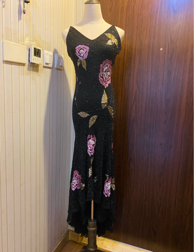 Retro Black Mermaid V-Neck Chiffon Long Formal Prom Dress