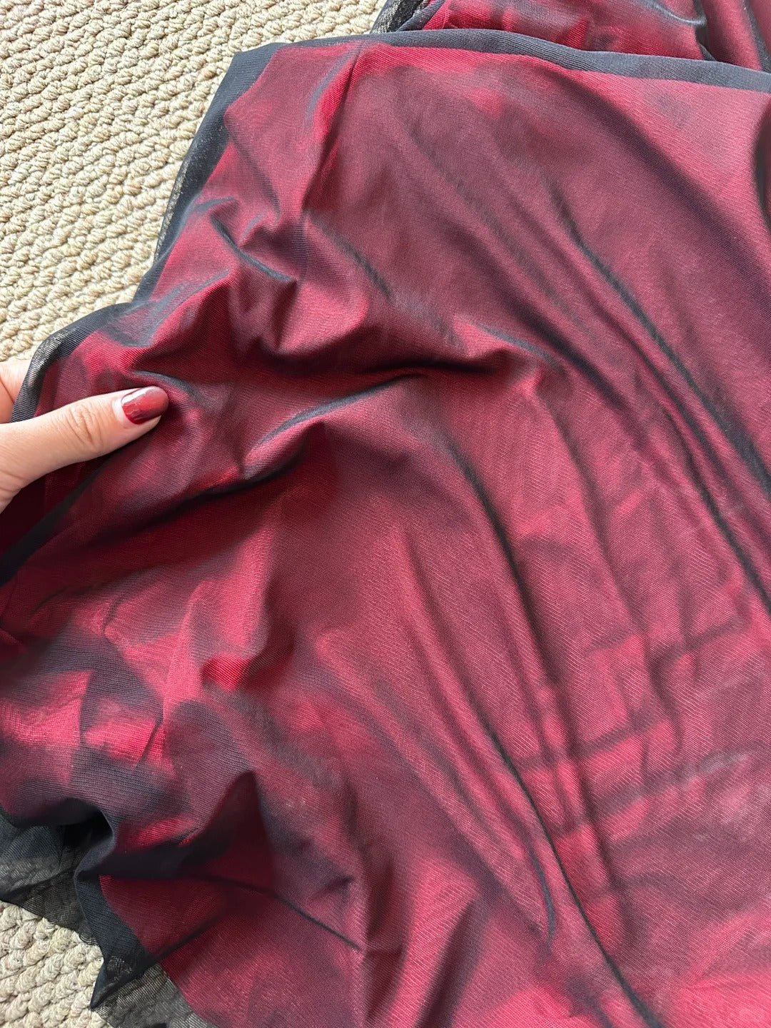 Retro Burgundy Slim-Fit Tube Top Ruffled Tulle Formal Prom Dress
