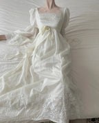 Retro Elegant Ivory A-Line Square Neck Long Sleeve Embroidered Lace Long Formal Prom Dress