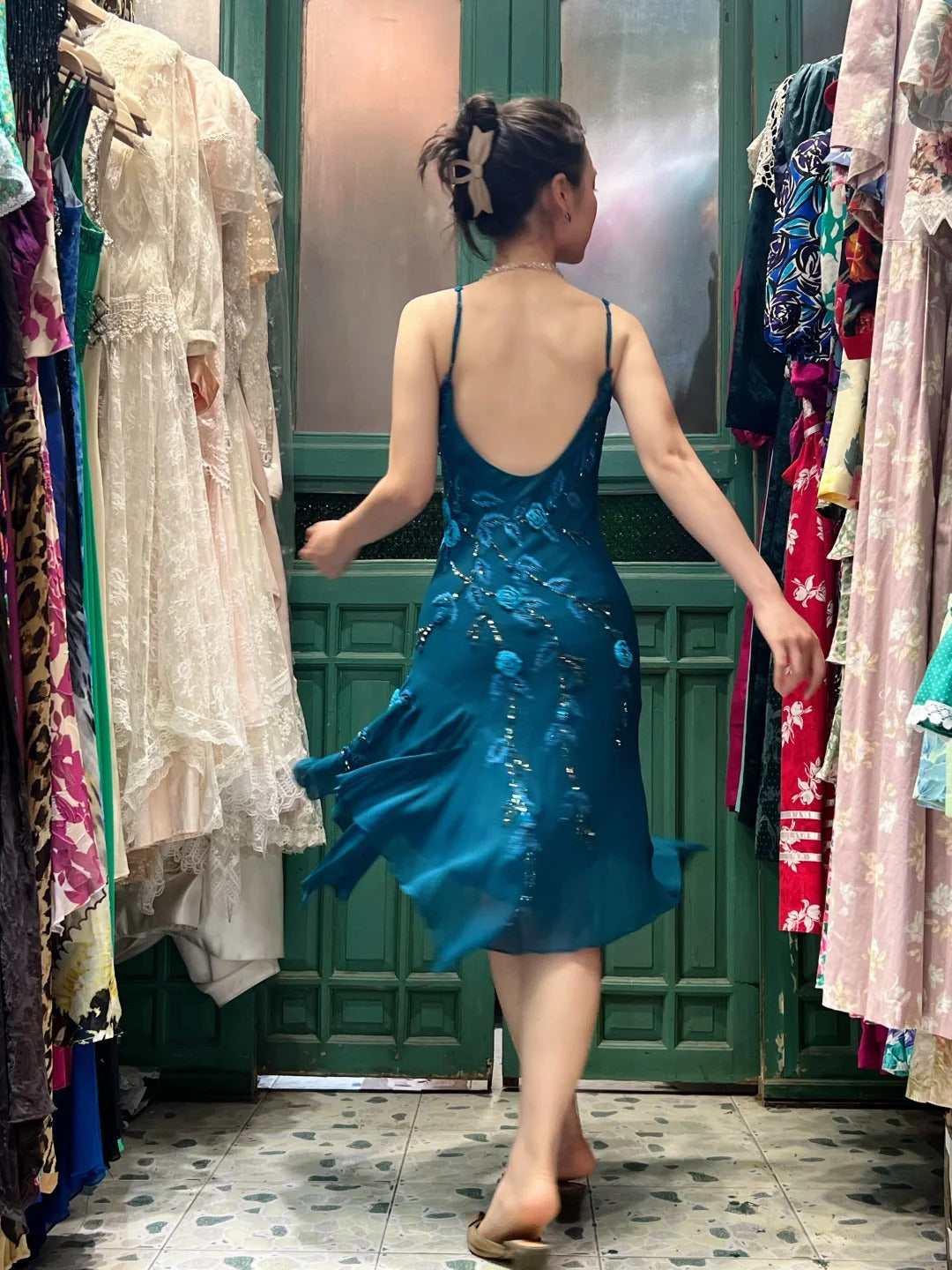 Retro Elegant Peacock Blue Irregular Deep V Halter Embroidered Chiffon Formal Prom Dress