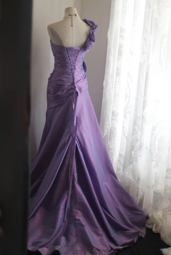 Retro Elegant Purple 3D Floral One-Shoulder Mermaid Satin Long Formal Prom Dress