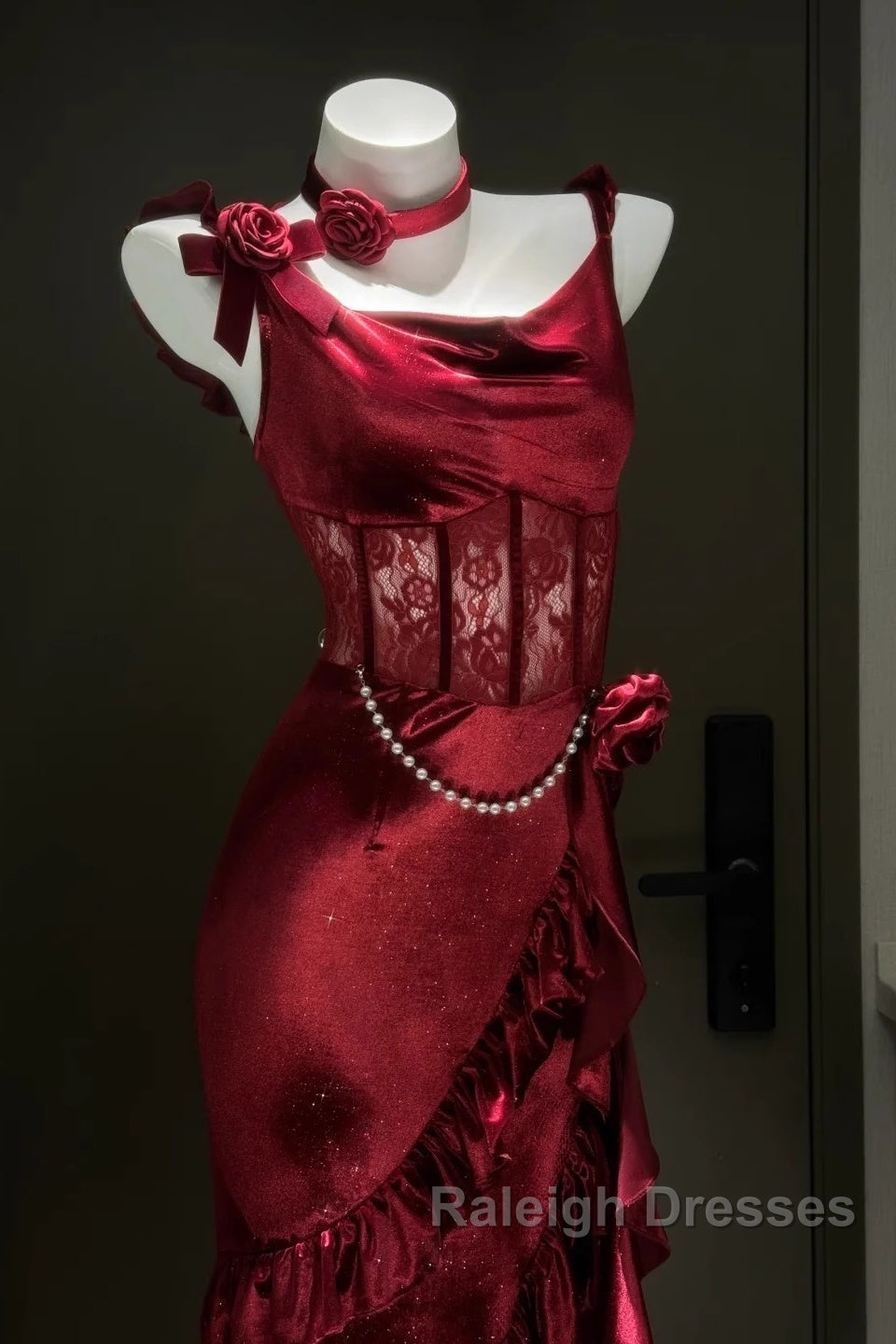 Retro Mermaid Spaghetti Straps Burgundy Lace Prom Dresses Birthday Outfits Secondary image