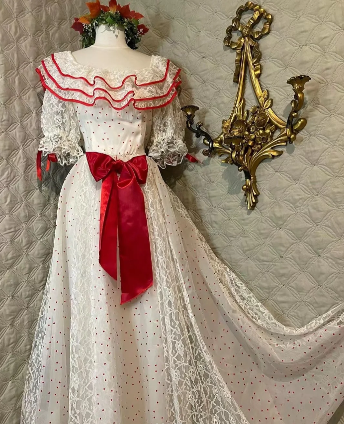 Retro White And Red Color-Blocked Ruffled Collar Polka Dot Bow Lace A-Line Long Formal Prom Dress