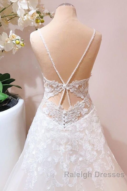 Romantic Long A Line Spaghetti Straps Appliques Lace Tulle Wedding Dresses