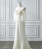 Romantic Wedding Gowns Bridal Dresses A-Line Square Neck Satin Wedding Dresses Ivory Wedding Dress Modest Wedding Gown