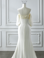 Romantic Wedding Gowns Bridal Dresses A-Line Square Neck Satin Wedding Dresses Ivory Wedding Dress Modest Wedding Gown