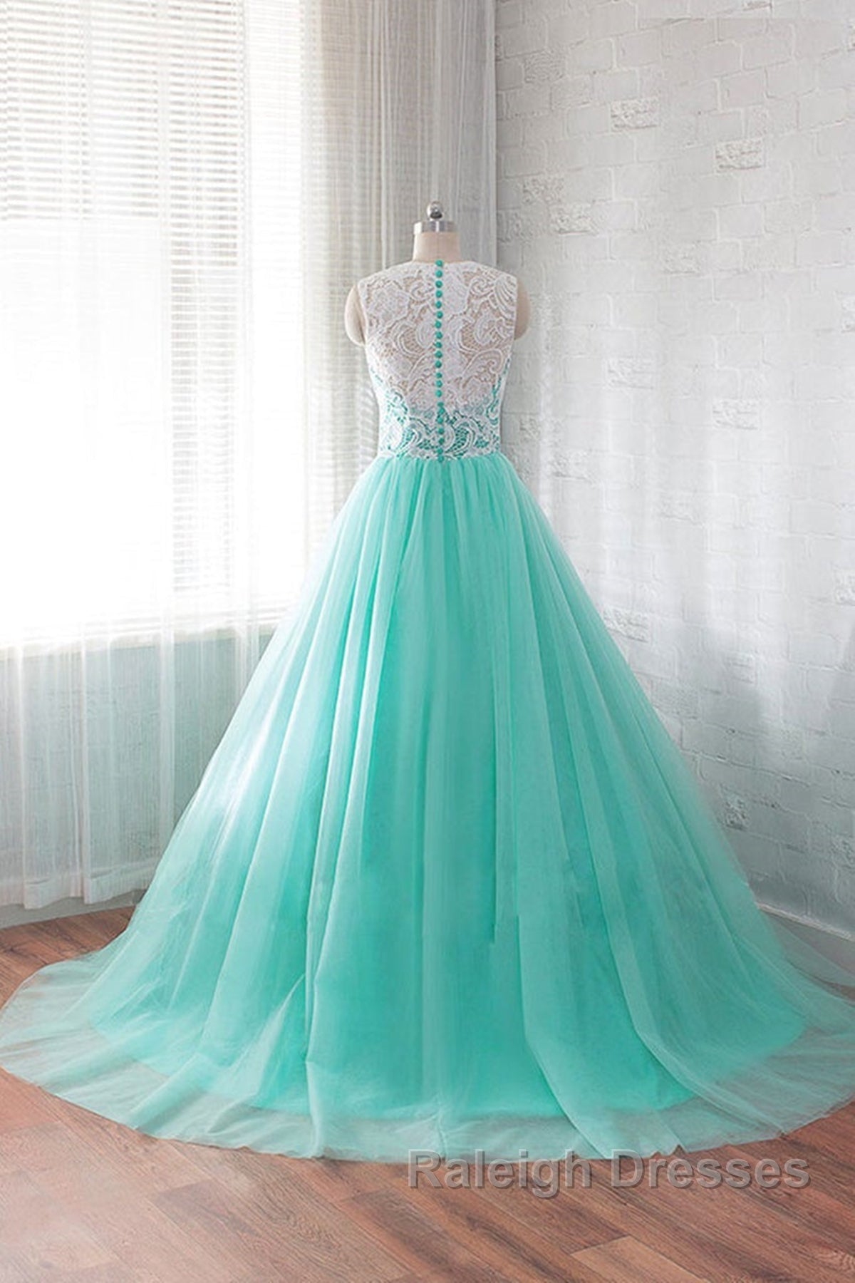 Round Neck Green Lace Tulle Long Prom Dresses, Green Lace Formal Dresses, Green Evening Dresses Secondary image