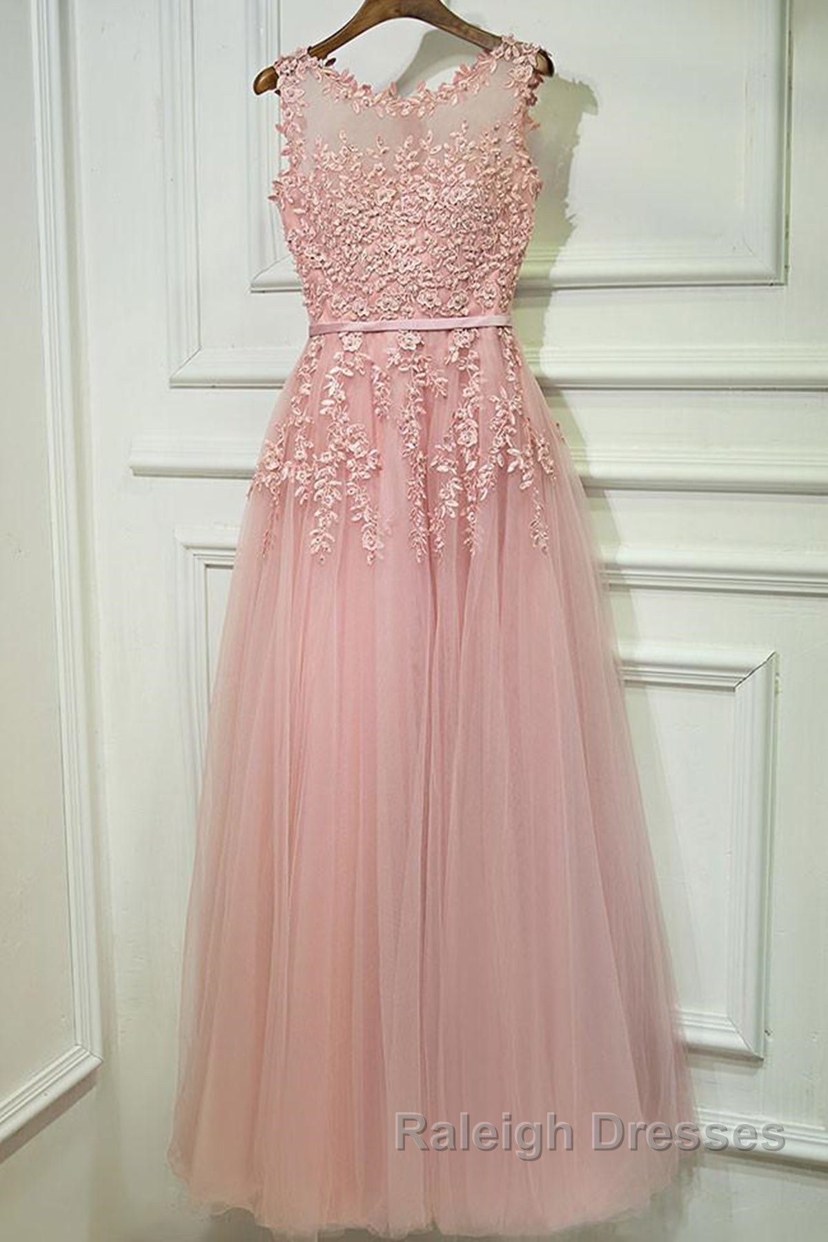 Round Neck Lace Prom Dress Lace Prom Dress