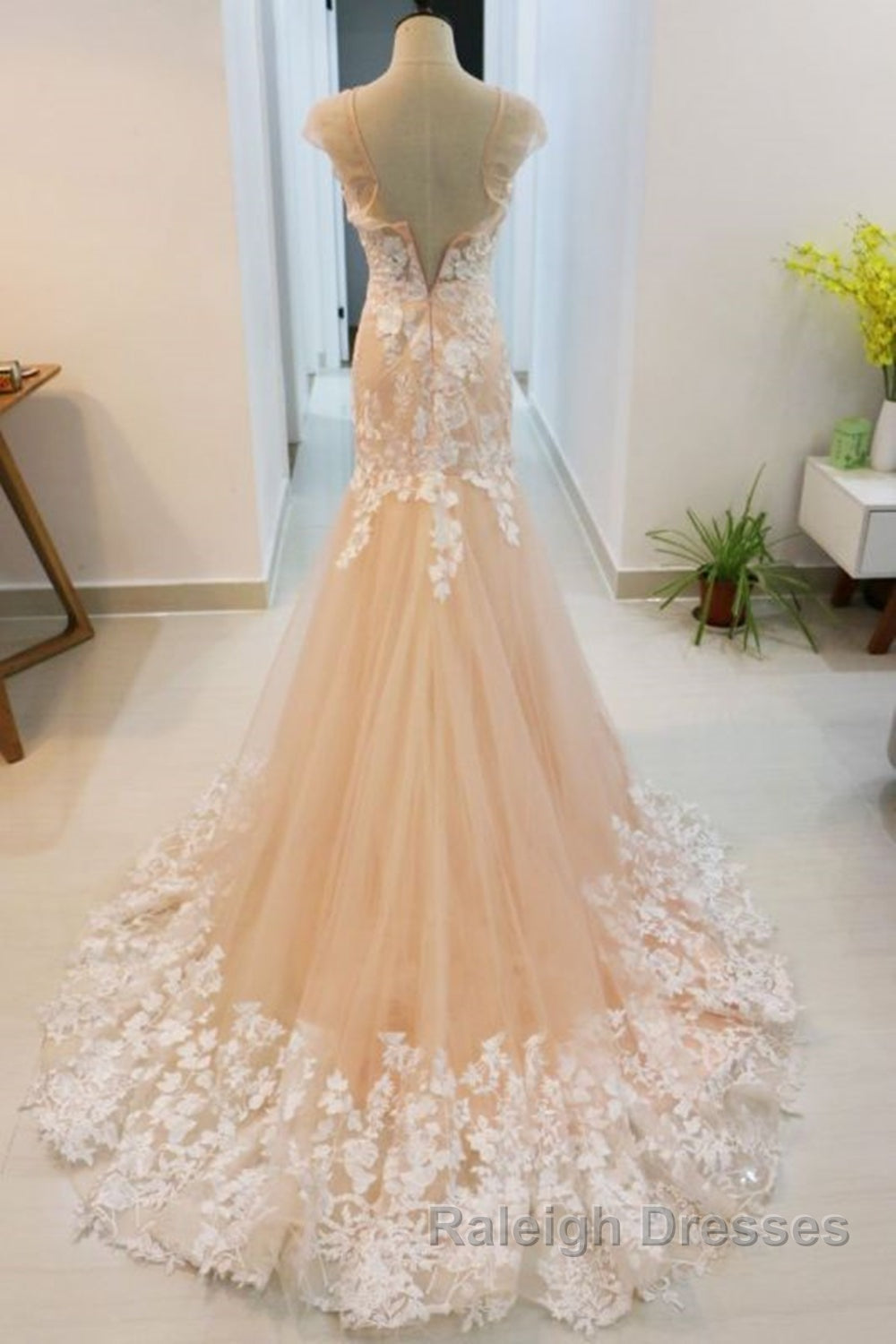 Round Neck Mermaid Champagne Lace Long Prom Dresses Mermaid Champagne Prom Dresses Champagne Lace Prom Dresses Secondary image