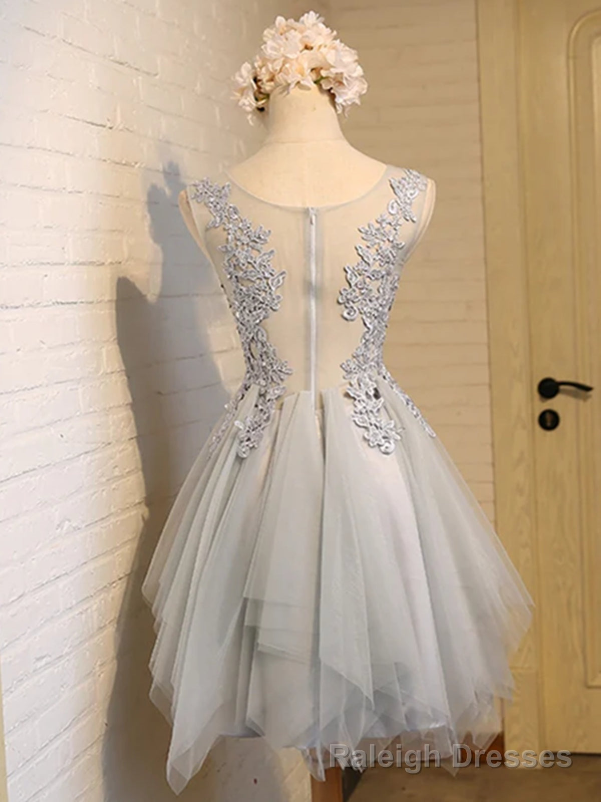 Round Neck Short Gray Lace Prom Dresses, Short Grey Lace Homecoming Dresses Secondary image