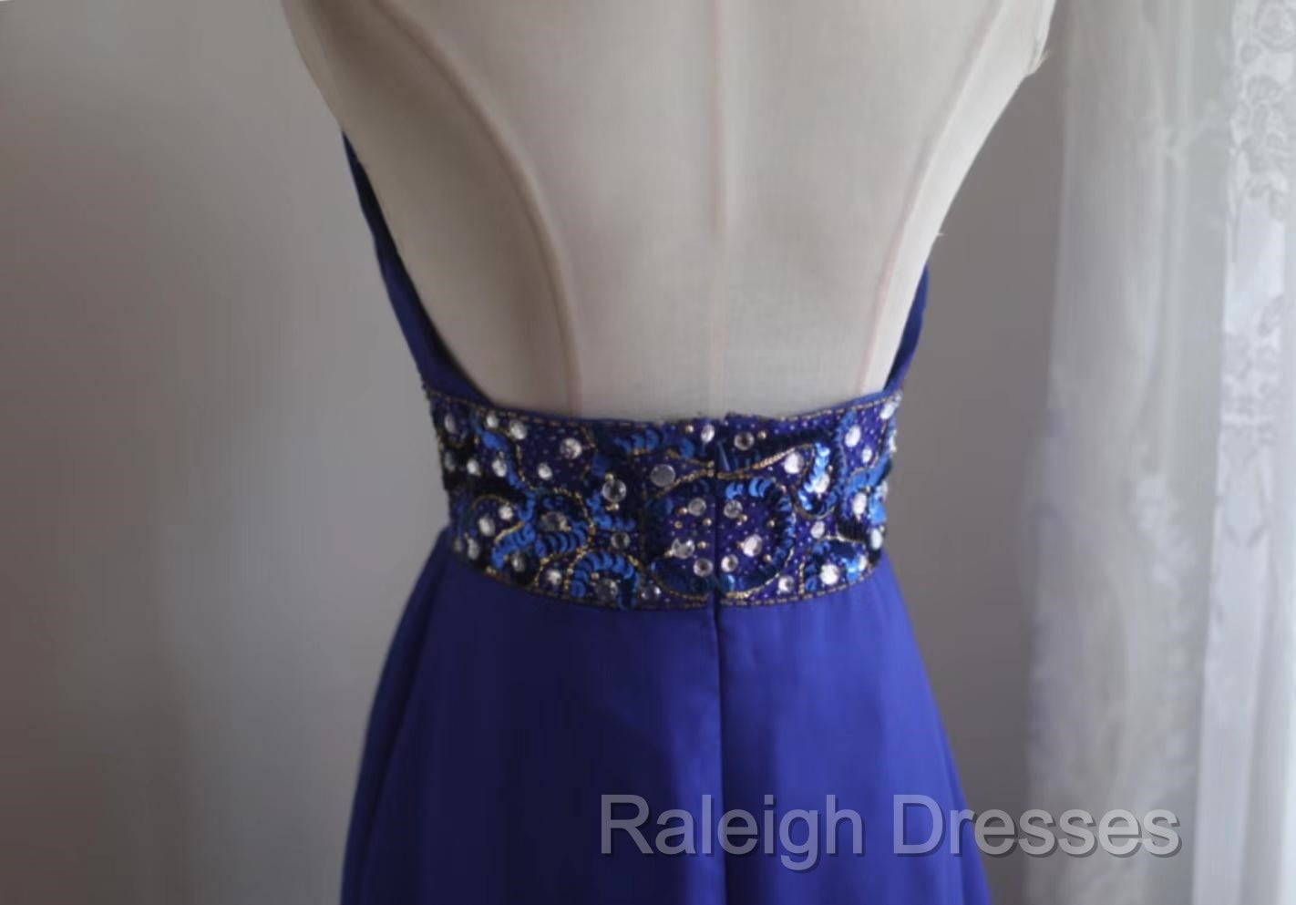 Royal Blue A-Line Halter Chiffon Satin Long Prom Dress V-Neck Beaded Birthday Party Dress