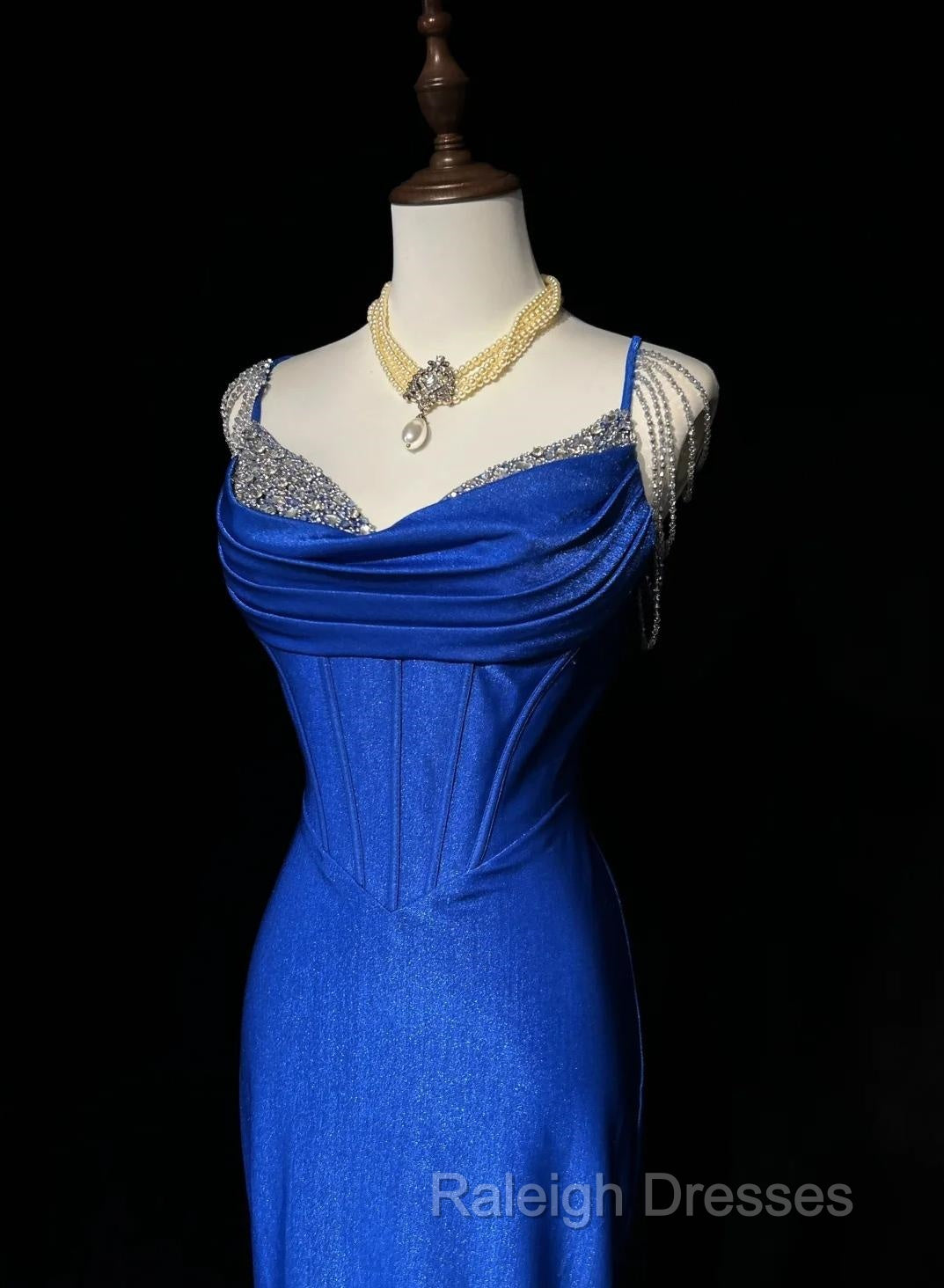 Royal Blue Elegant Mermaid Satin Spaghetti Strap Prom Dresses Long Beaded Prom Gown Secondary image