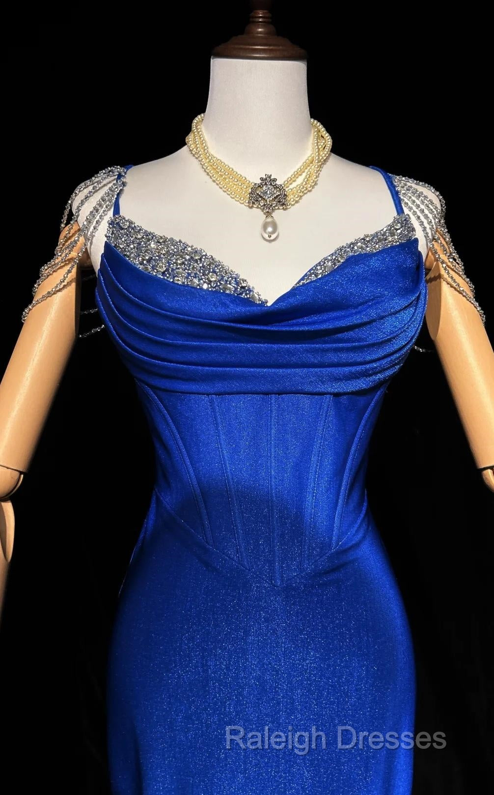 Royal Blue Elegant Mermaid Satin Spaghetti Strap Long Prom Dress Beaded Formal Evening Gown