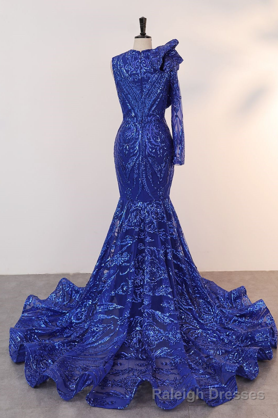 Royal Blue Mermaid One Sleeve Prom Dresses Sequined Lace Jewel Ruffles Prom Prom Dress with Appliques