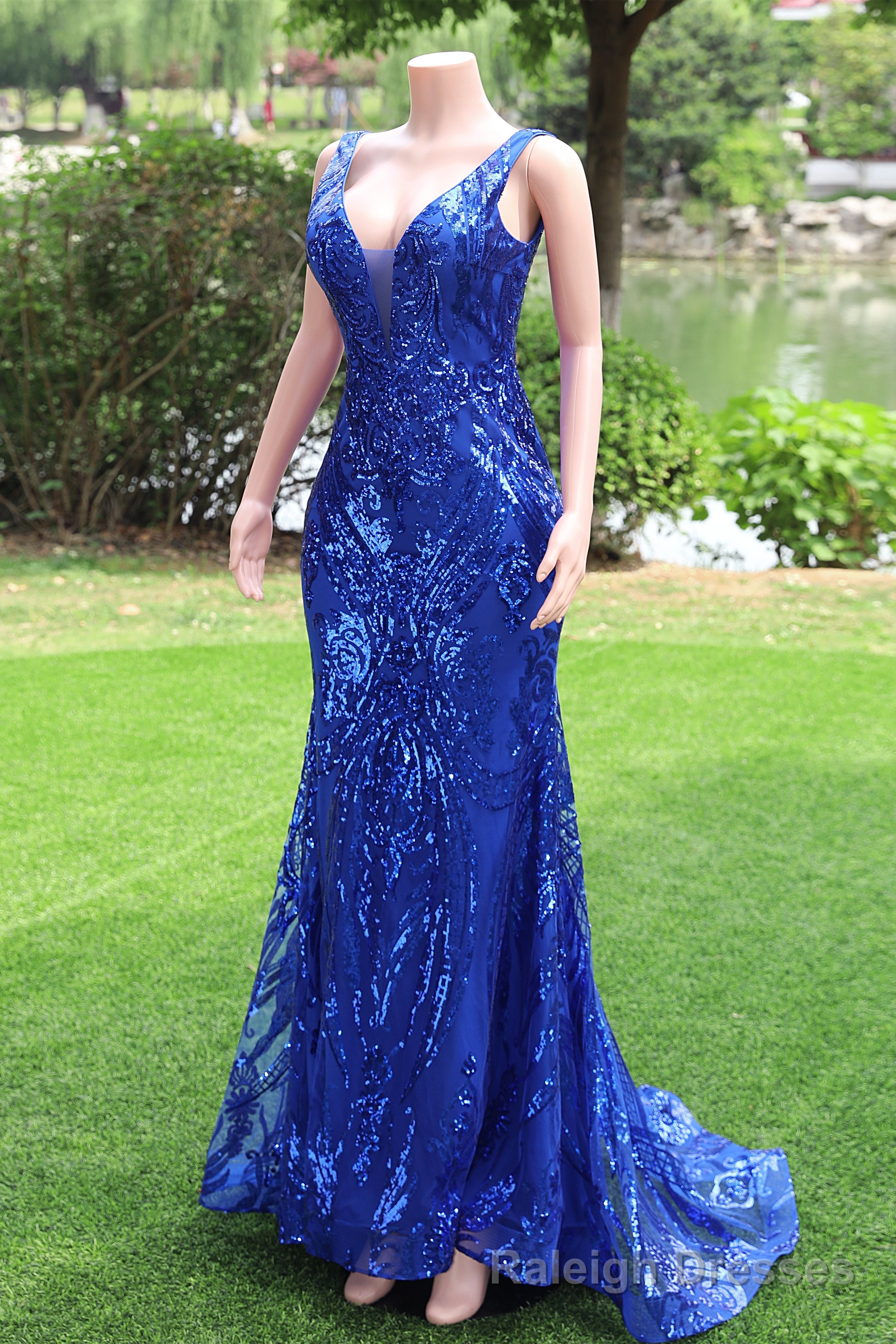 Royal Blue Prom Dresses Sequins V Neck Mermaid Women Evening Dresses Sleeveless Secondary image