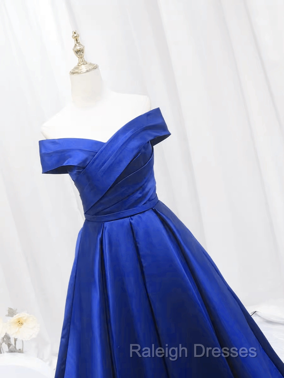 Royal Blue Satin Sweetheart Off Shoulder Long Formal Dress, A-Line Prom Dress Secondary image