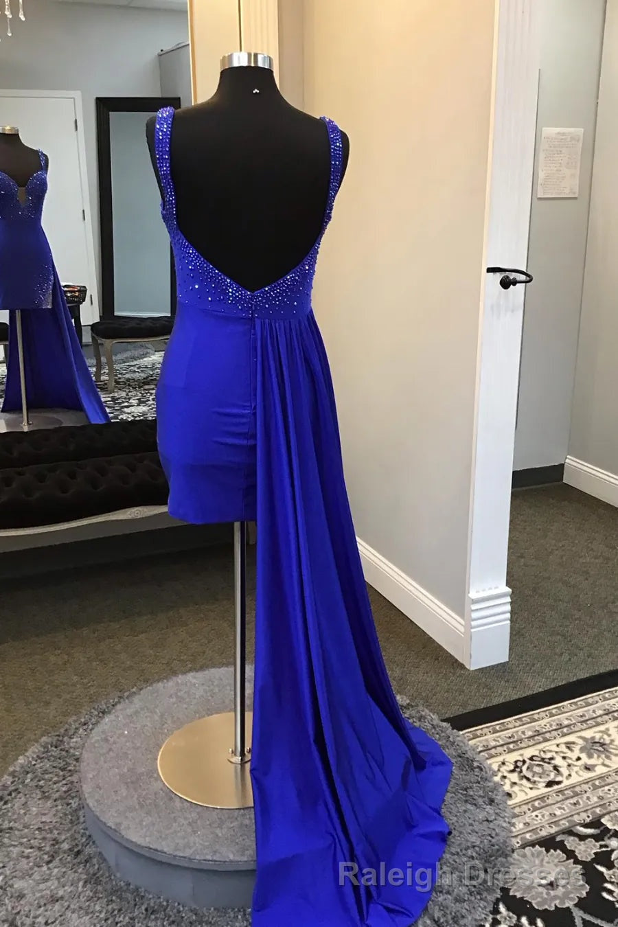 Royal Blue Spaghetti Straps Beaded Bodycon Homecoming Dress with Open Back Secondary image