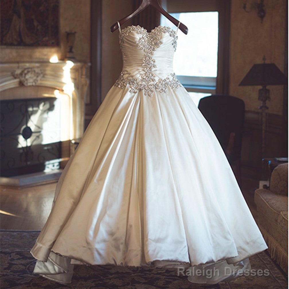 Royal Style Ivory Taffeta Sweetheart Wedding Dress Ball Gown