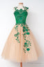 Scalloped-Edge Knee-Length Tulle Homecoming Dress With Lace Applique