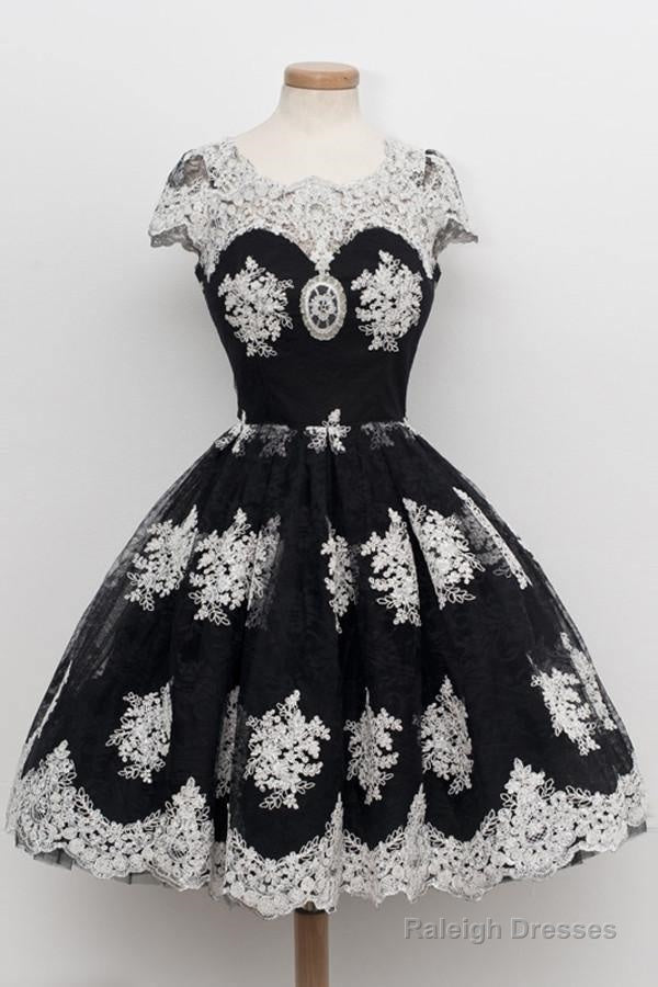 Scoop Black Homecoming Dresses Knee-Length White Lace Cap Sleeves