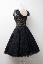 Scoop Knee-Length Cap Sleeves Ball Gown Lace Homecoming Dress