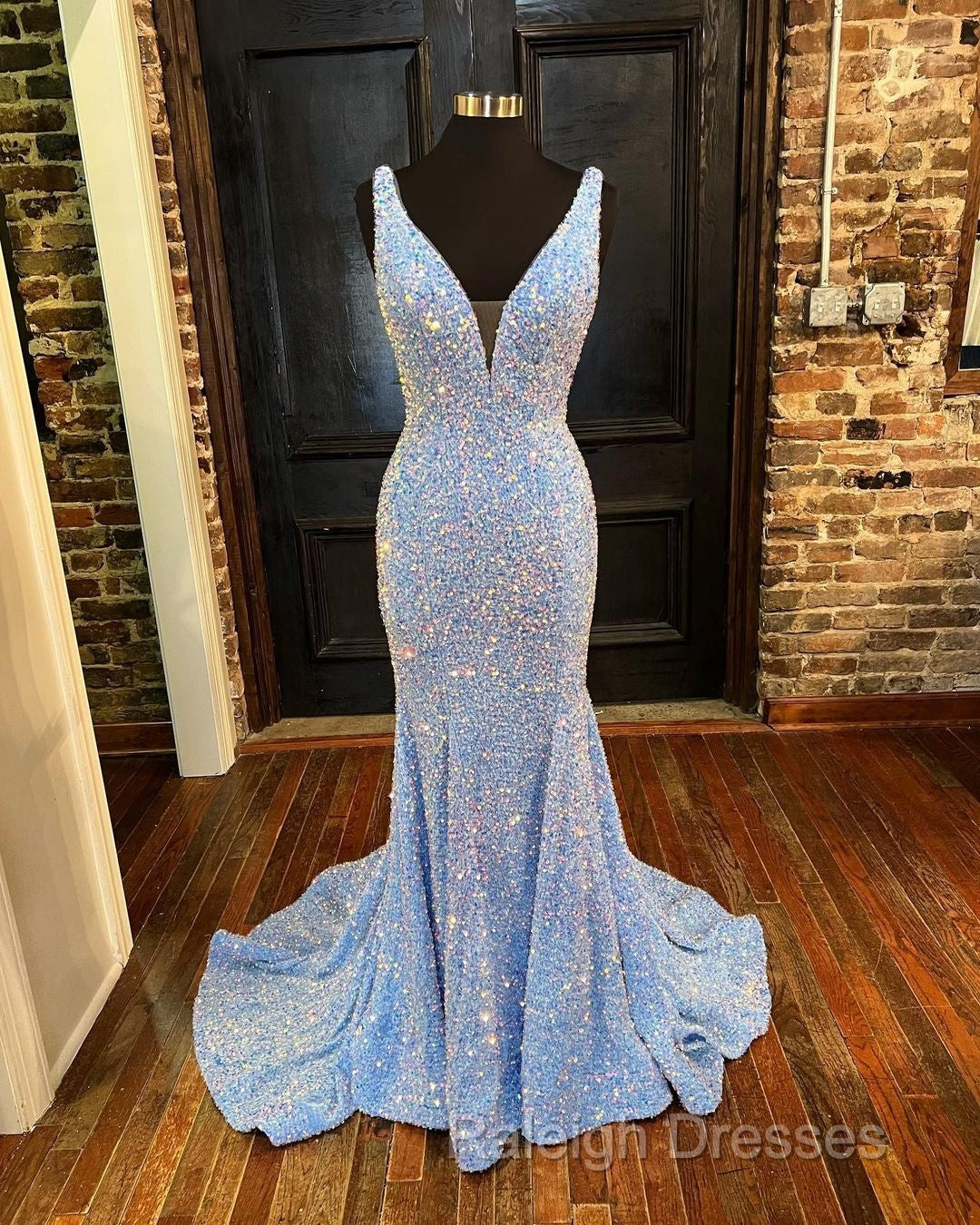 Sequin White Iridescent Formal Dress  Cheap V Neck Sleeveless Prom Dress Uk