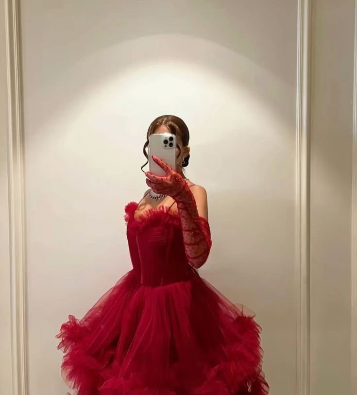 Ball Gowns Long Straps Red Tulle Prom Dress