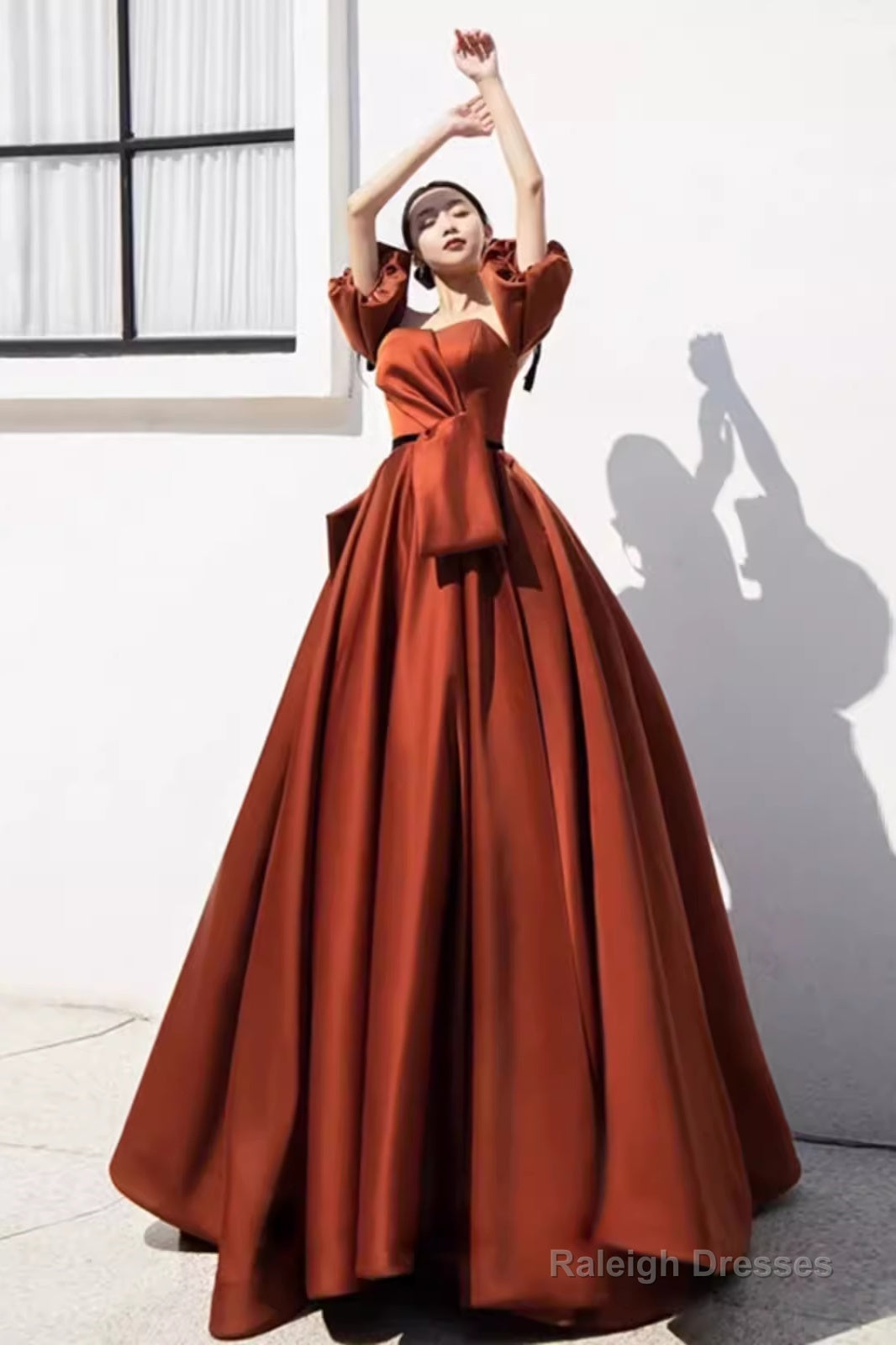 Sexy Ball Gown Off The Shoulder Party Dresses Satin Prom Dresses Secondary image