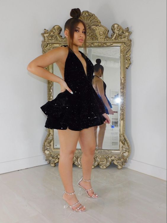 Black Sparking Short Cocktail Dress Back Open Tiered Sequin Graduation Gowns Parties Night
