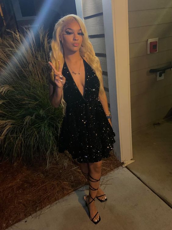 Black Sparking Short Cocktail Dress Back Open Tiered Sequin Graduation Gowns Parties Night