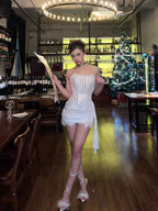 Burgundy Strapless Lace Sheath Short Cocktail Dresses Homecoming Dresses