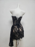 Burgundy Strapless Lace Sheath Short Cocktail Dresses Homecoming Dresses
