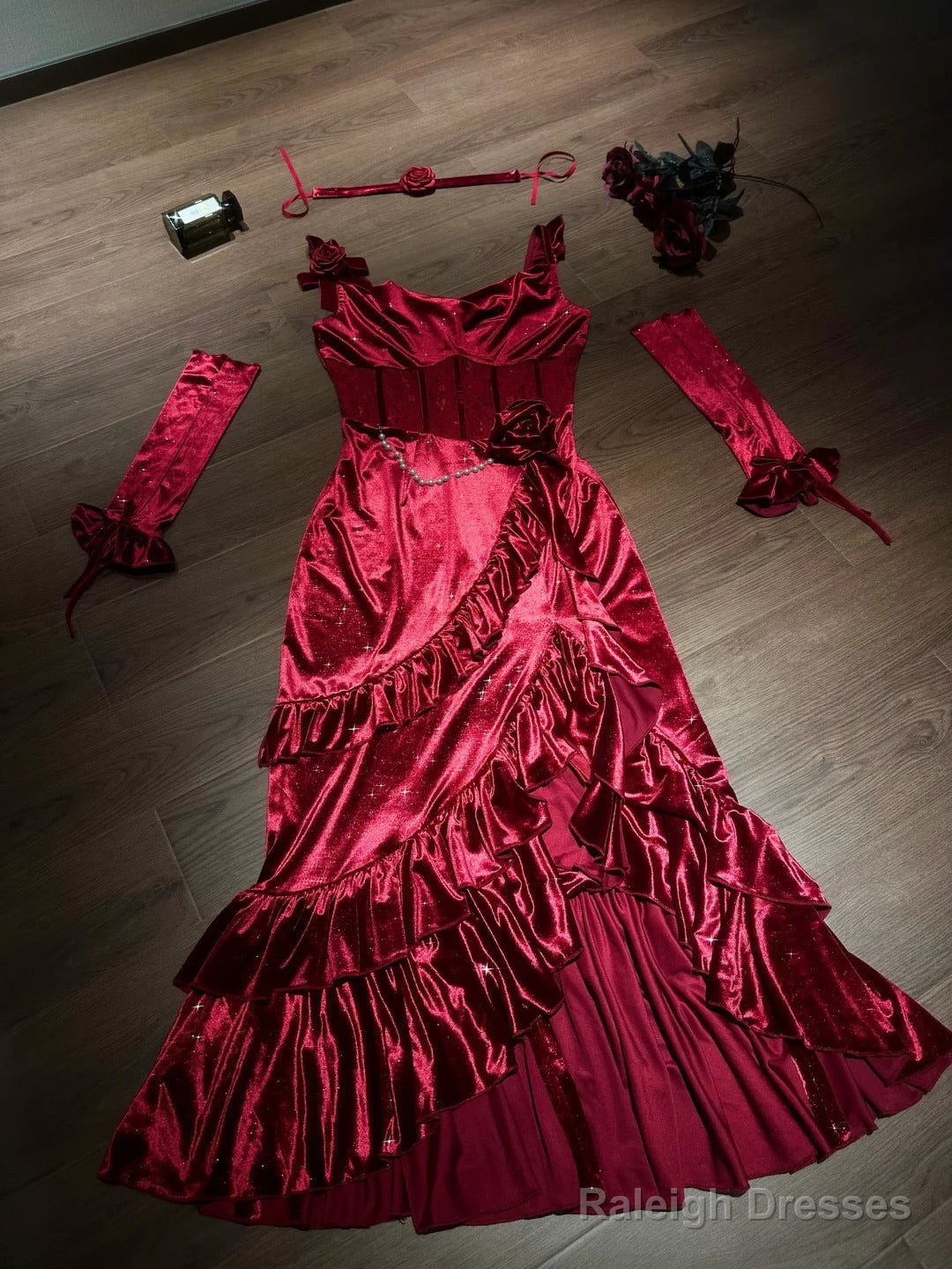 Mermaid Spaghetti Straps Burgundy Christmas Dresses Velvet Prom Dress Birthday Outfits