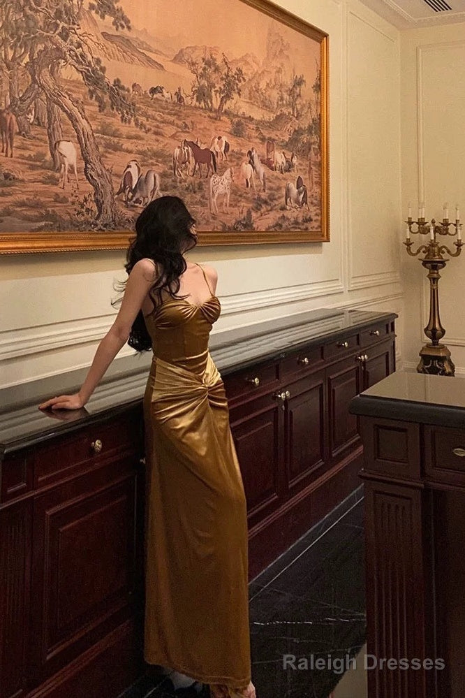 Mermaid Spaghetti Straps Gold Velvet Prom Dress Long Birthday Outfits