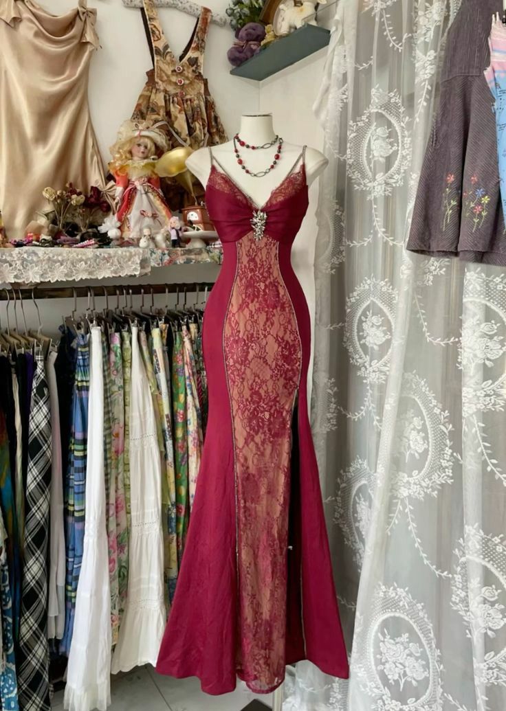 Mermaid Spaghetti Straps Red Lace Prom Dress Long Prom Dresses