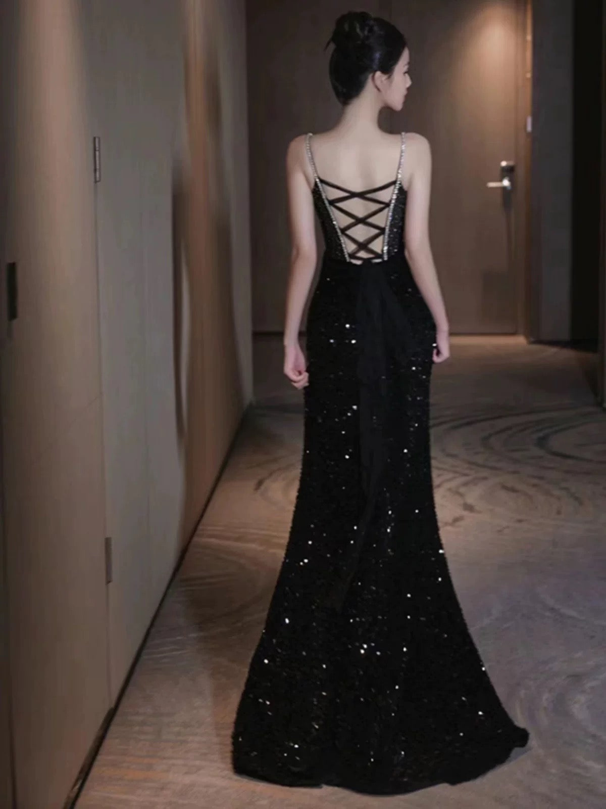Mermaid Spaghetti Straps Sequin Black Long Prom Dress